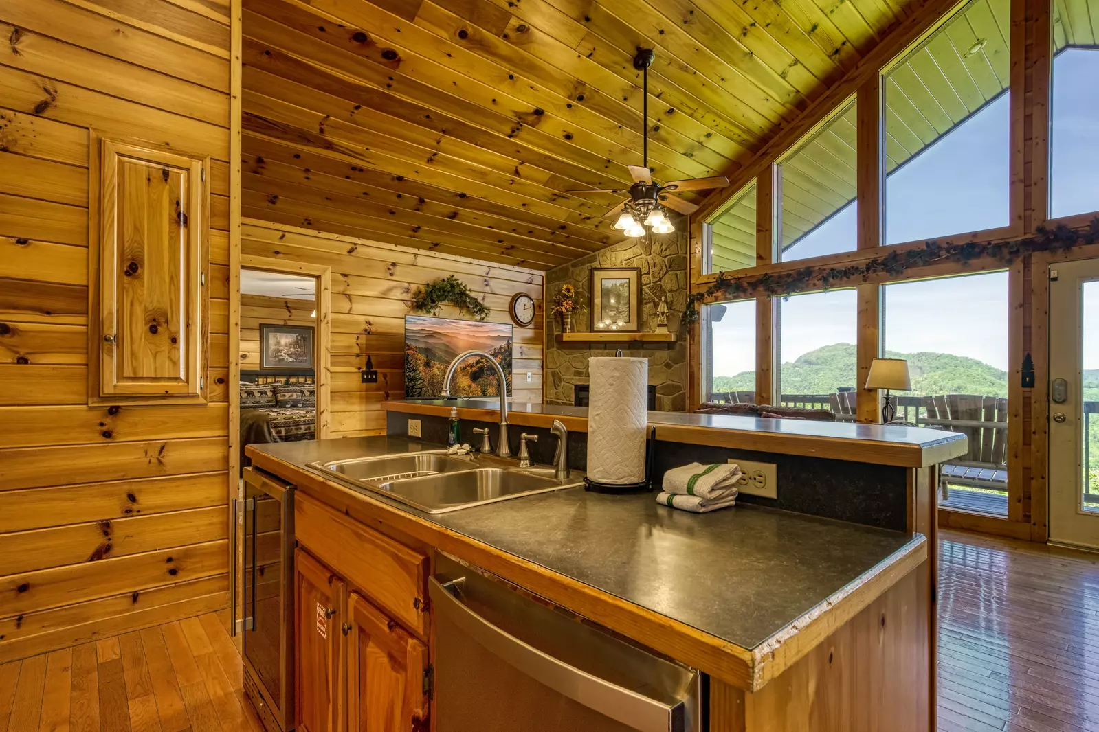Getaway Mountain Lodge kitchen island and living room