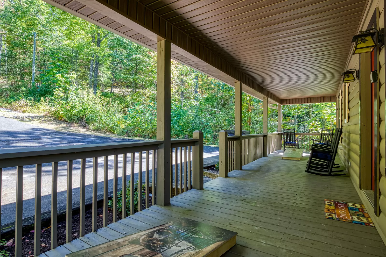 Honeymoon Hideaway covered entry deck