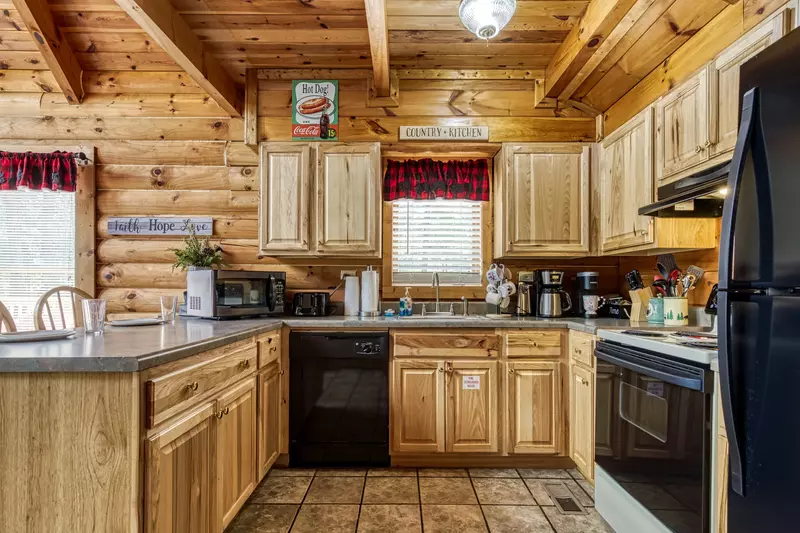 Honey Dreams fully furnished kitchen