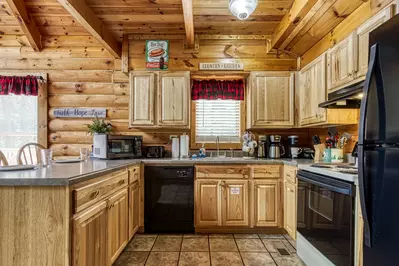 Honey Dreams fully furnished kitchen