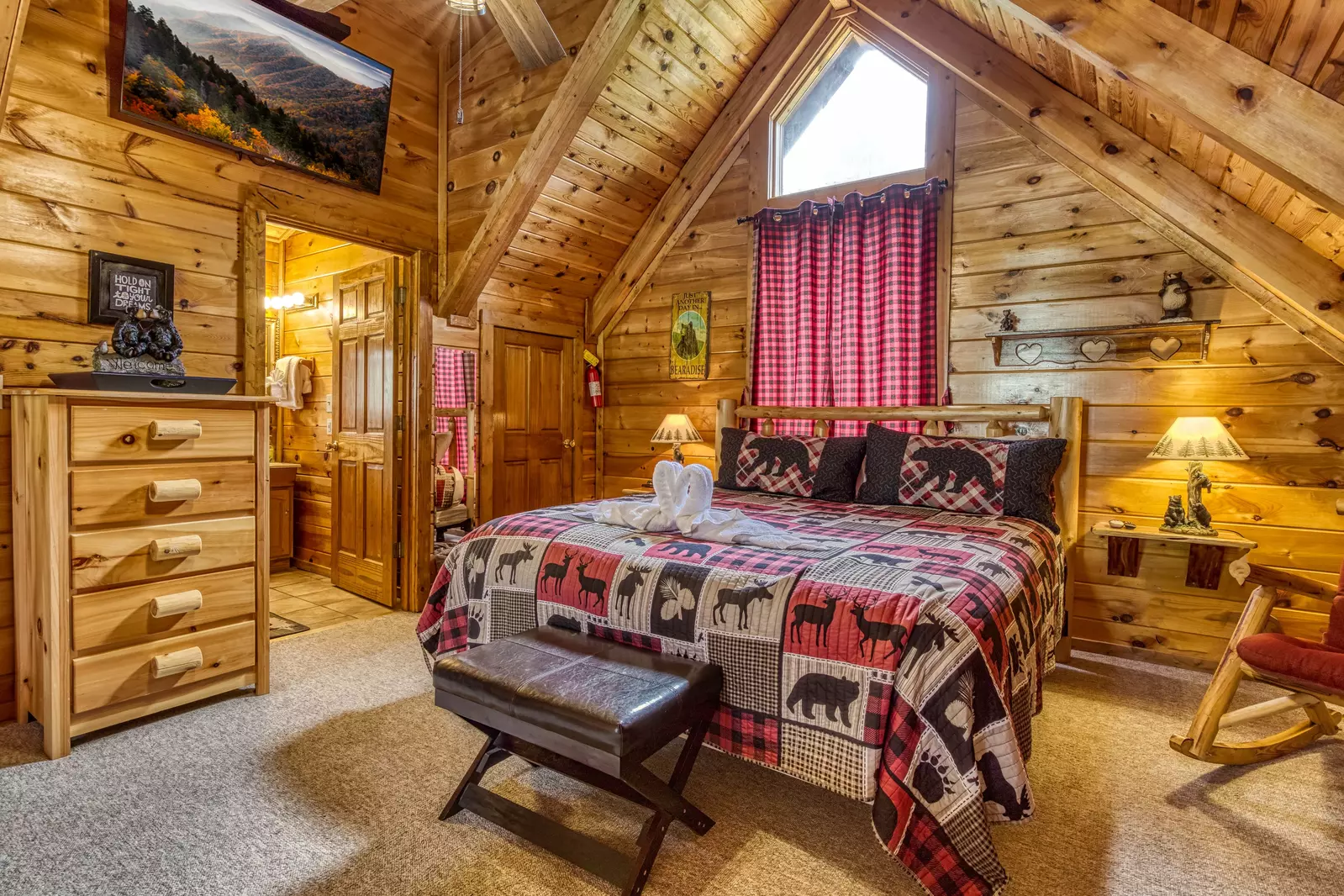 Honey Dreams loft bedroom with private bathroom