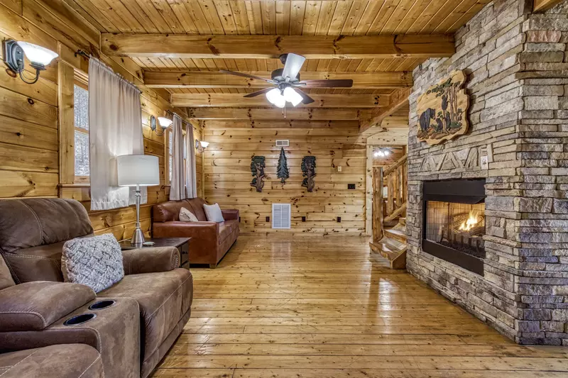 Katies Lodge upper level sitting area