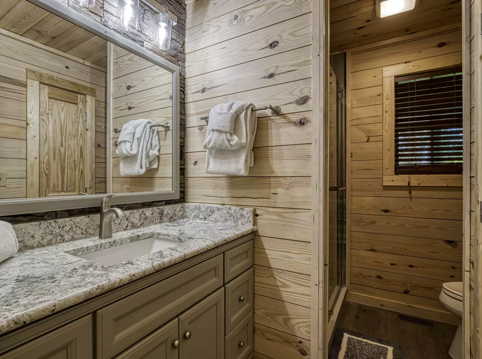 Little Piece of Heaven - Bathroom 1 with granite countertop