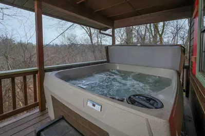 Margaritas at Sunrise - Covered front deck with hot tub