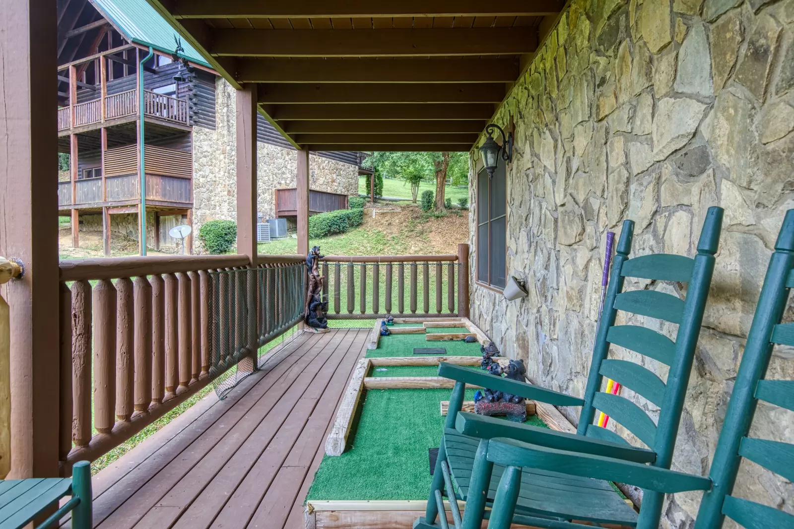 Three Bears - Lower level deck