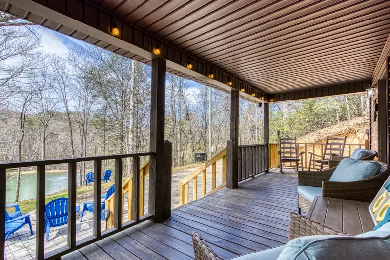 Water's View covered entry deck