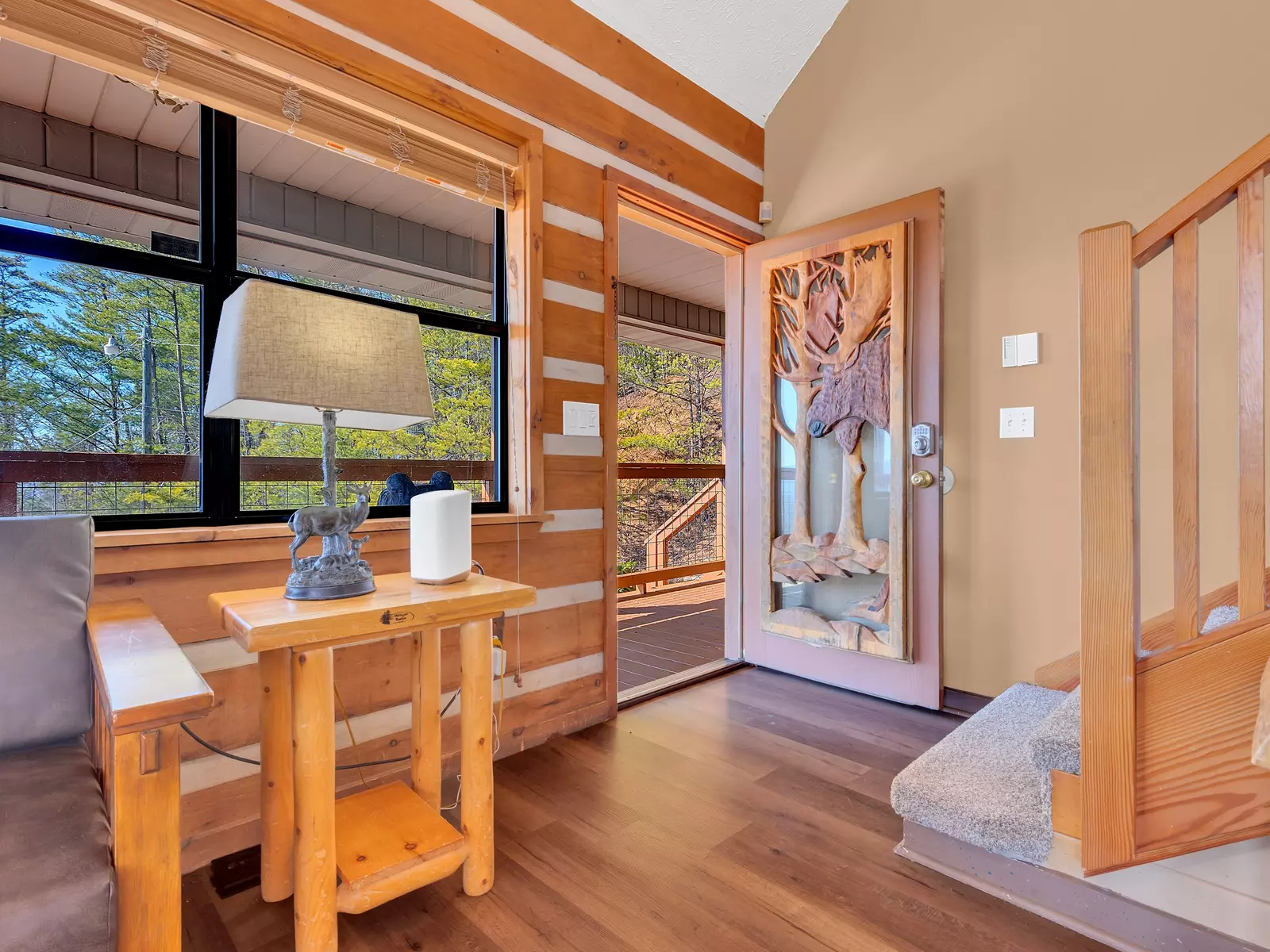 Property image, Exterior, of Smoky View Top Shelf #2042