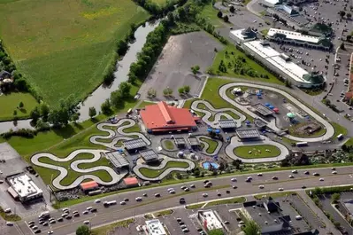 nascar-speed-park-2