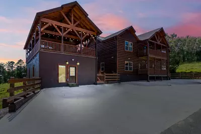 Splash Mountain Lodge