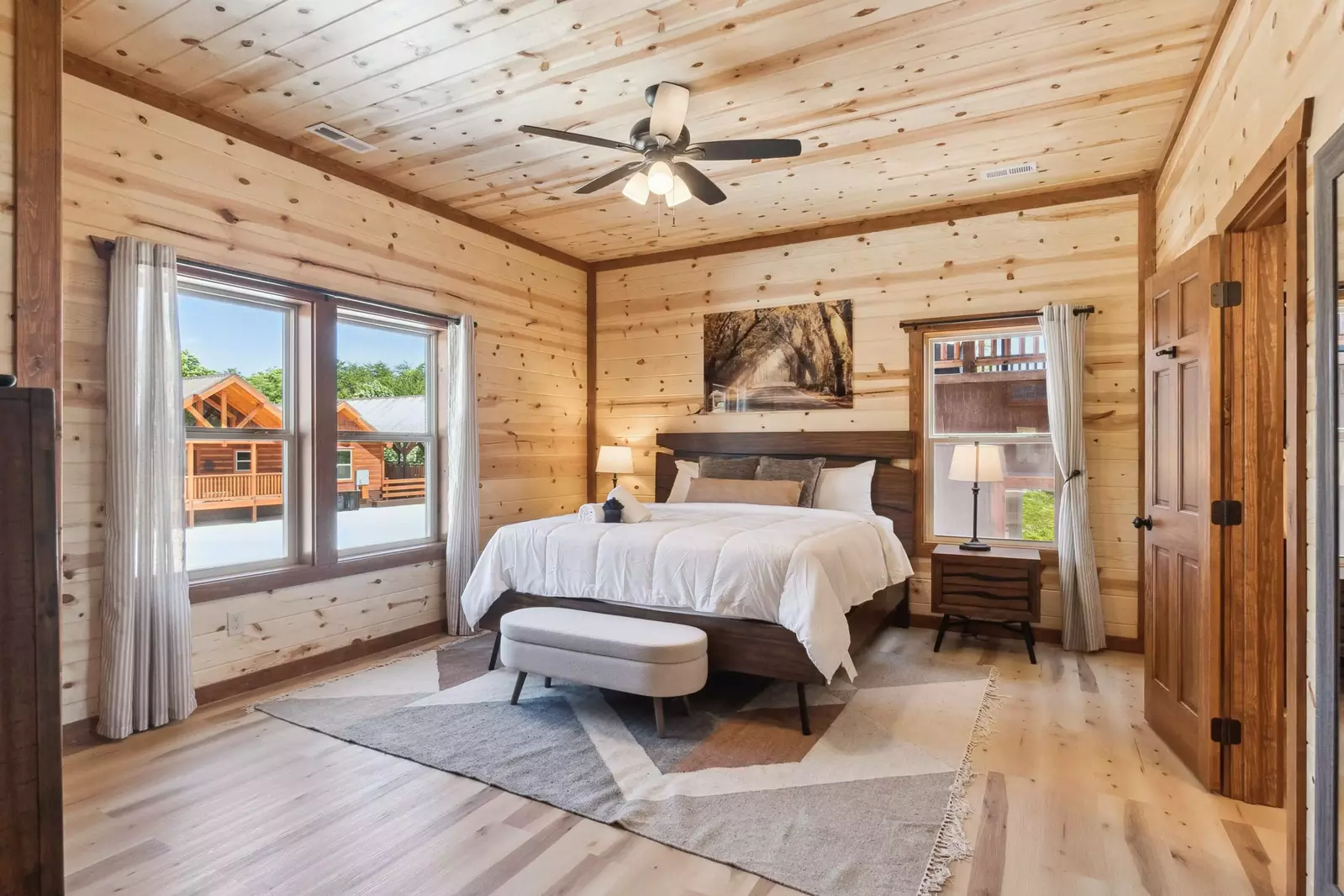 Splash Mountain Lodge