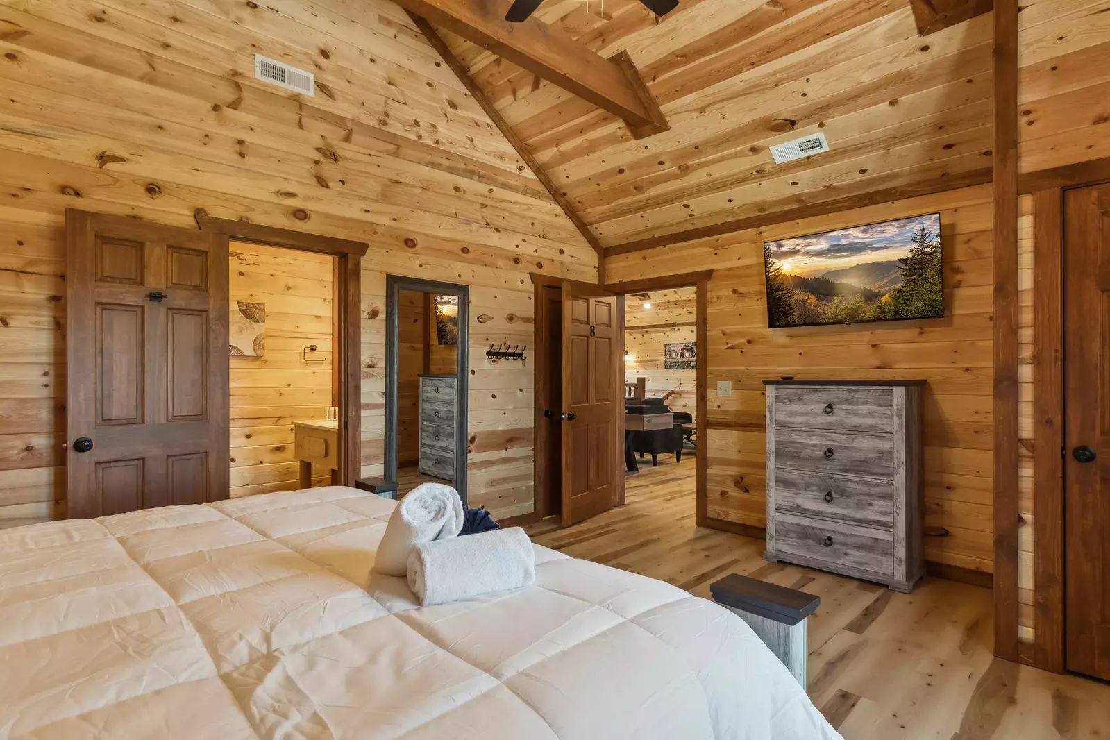 Splash Mountain Lodge