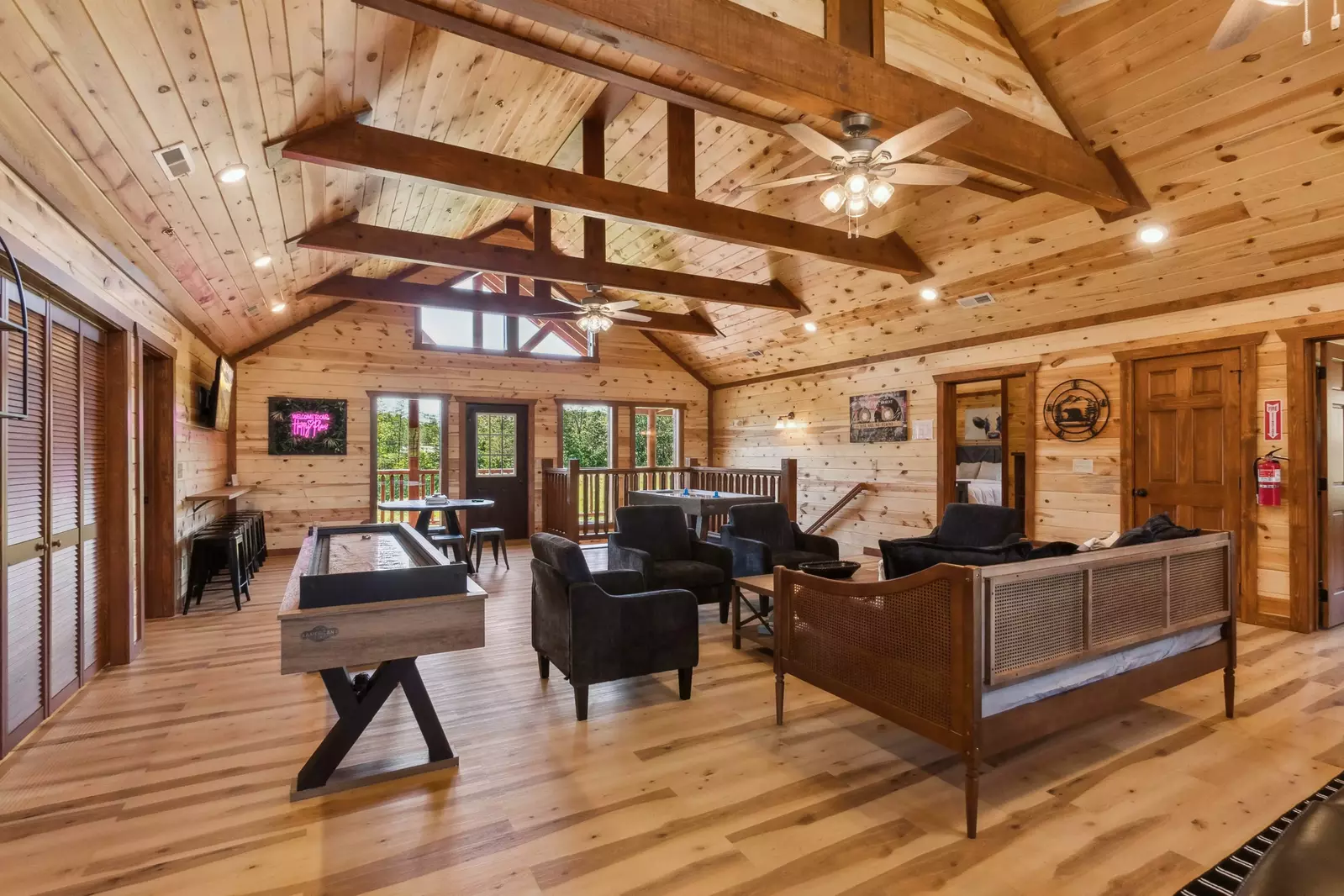 Splash Mountain Lodge