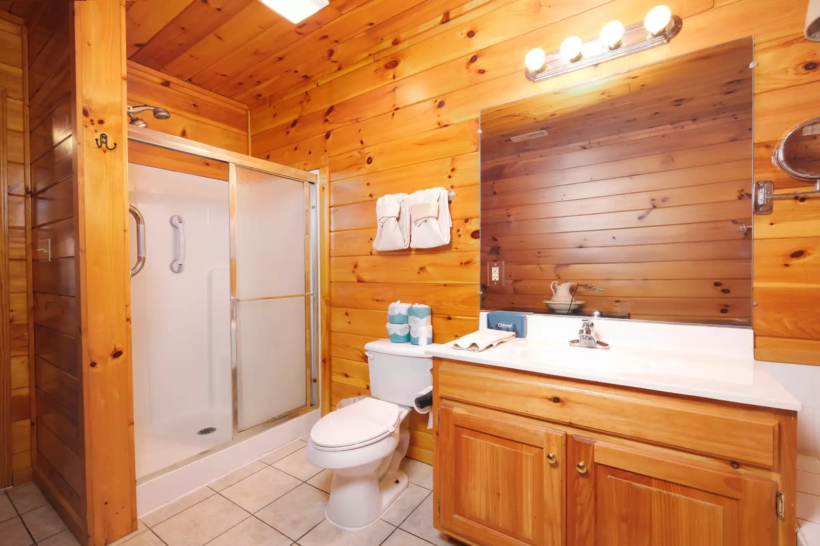 Luxury Theatre Cabin