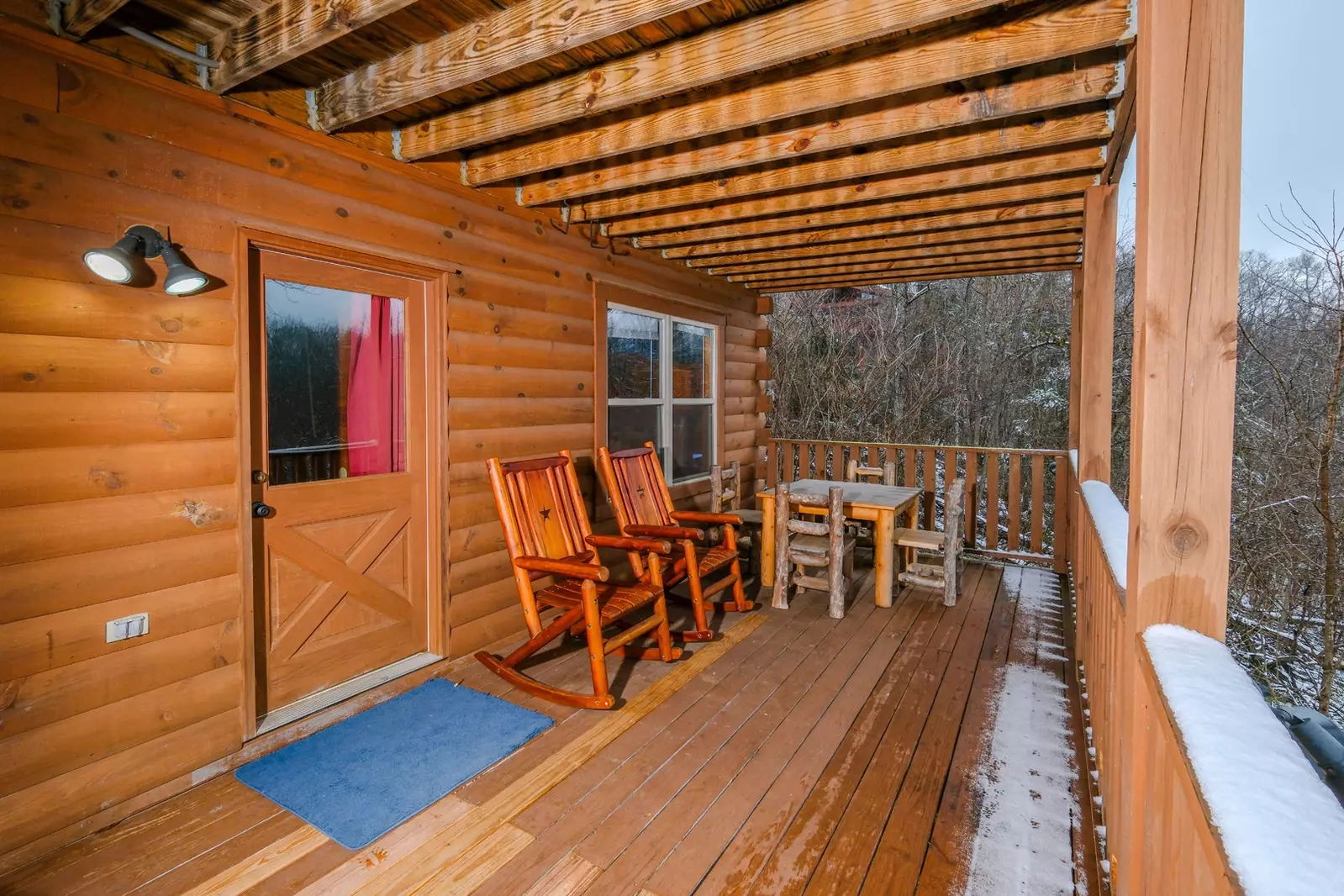 Luxury Theatre Cabin