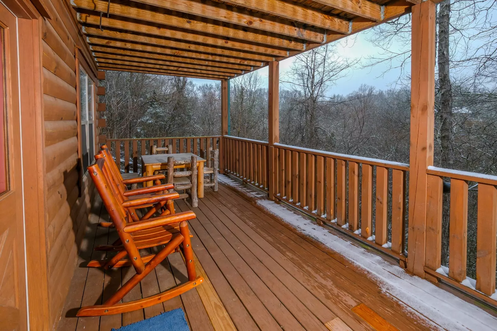 Luxury Theatre Cabin