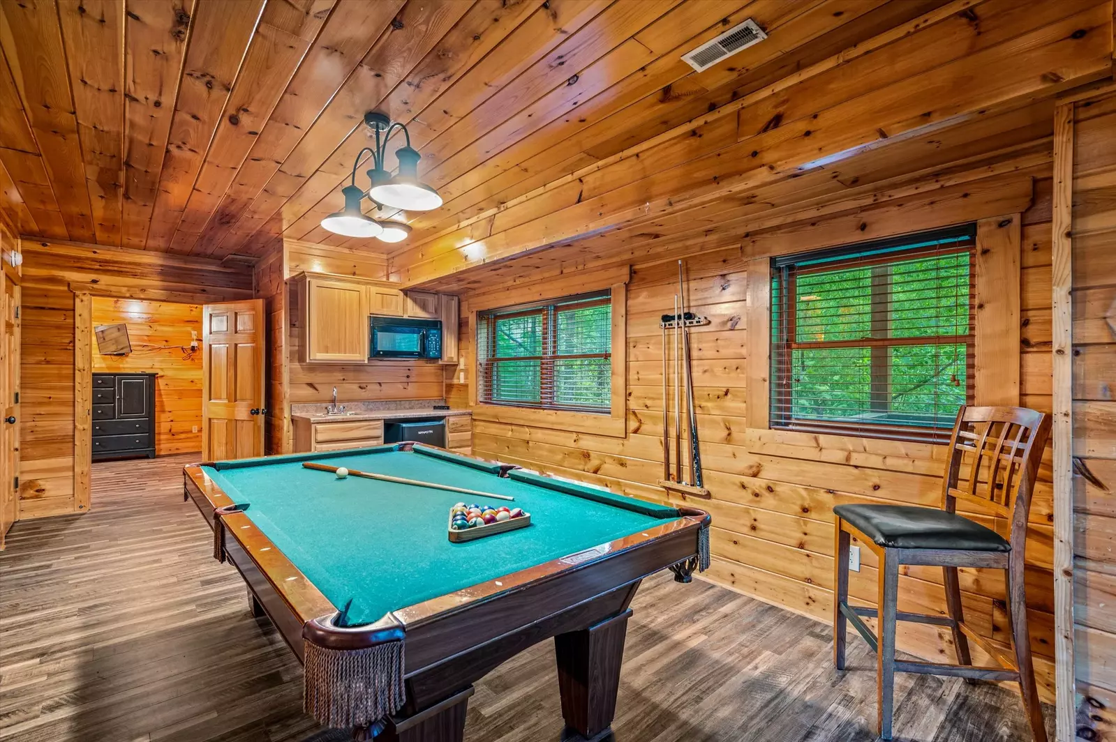 Property image, Interior, of Mountain Magic