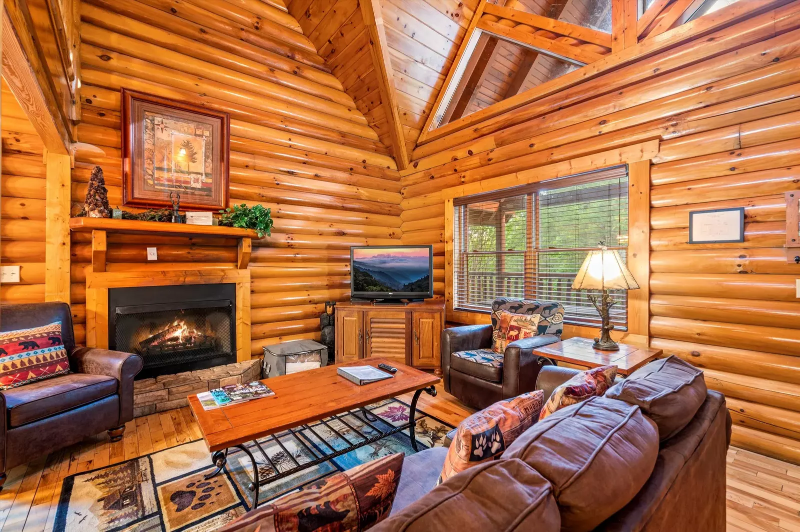 Property image, Interior, of Mountain Magic