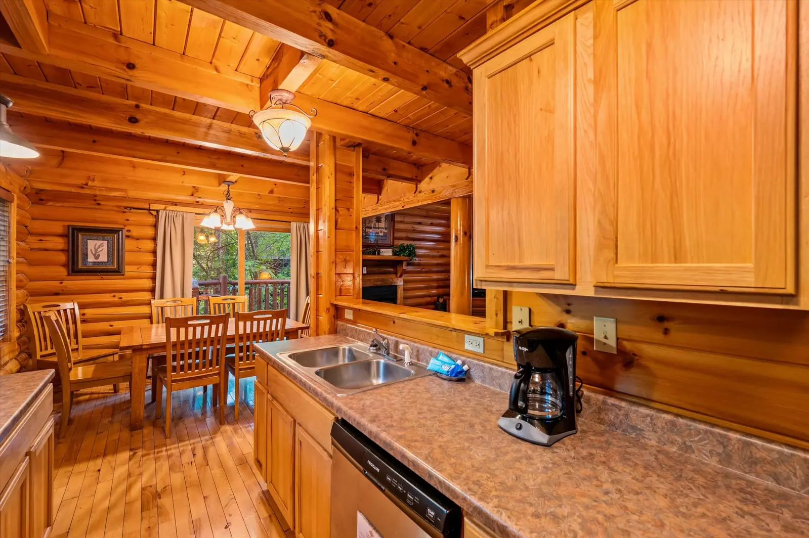 Property image, Interior, of Mountain Magic