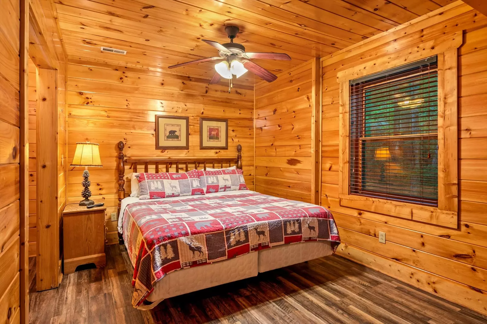 Property image, Interior, of Mountain Magic