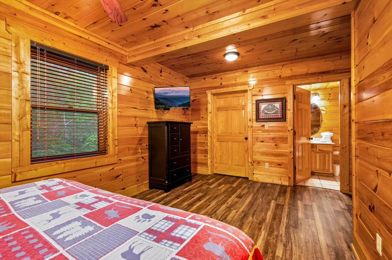 Property image, Interior, of Mountain Magic