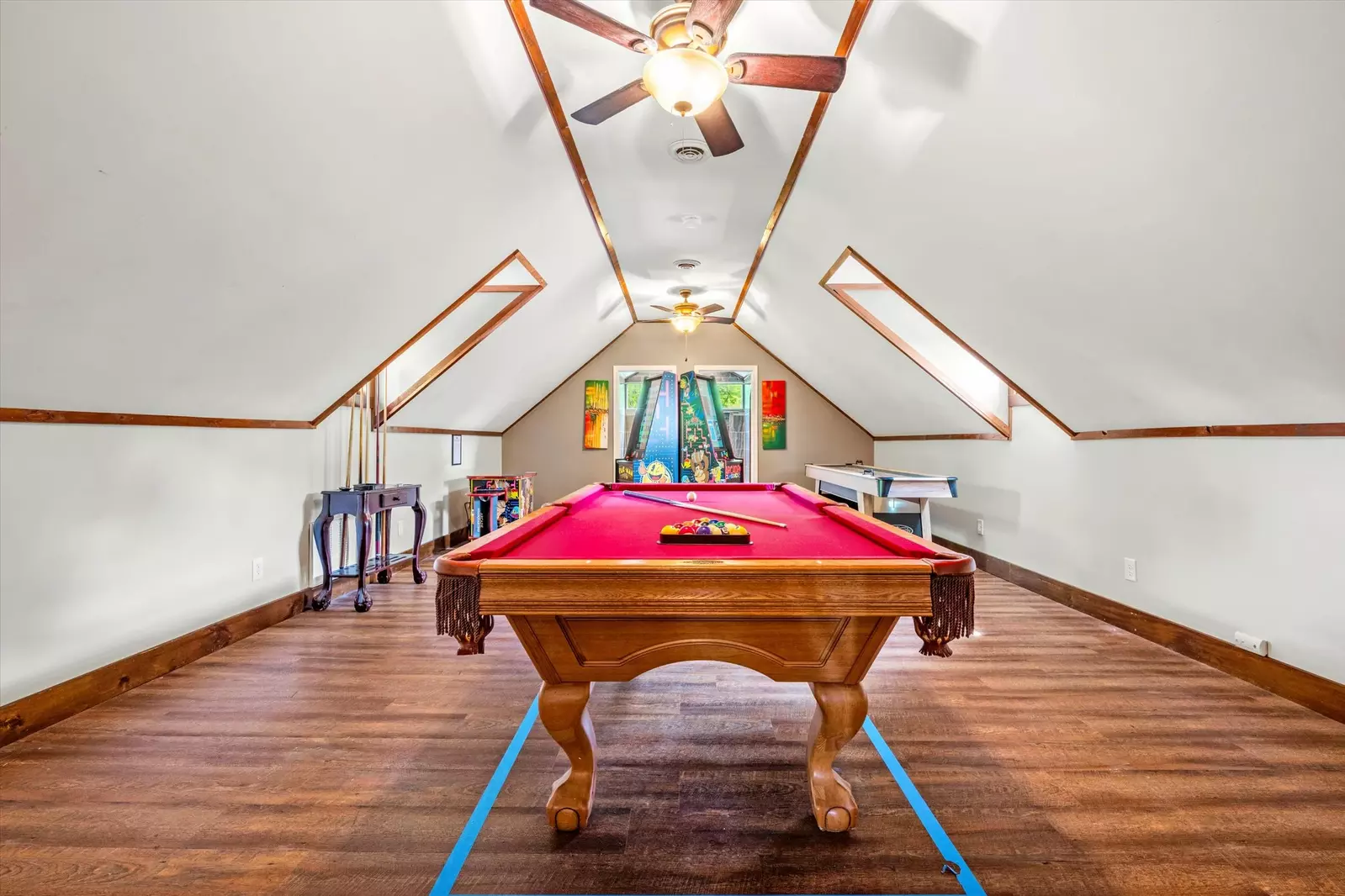 Property image, Interior, of Mountain View Mansion