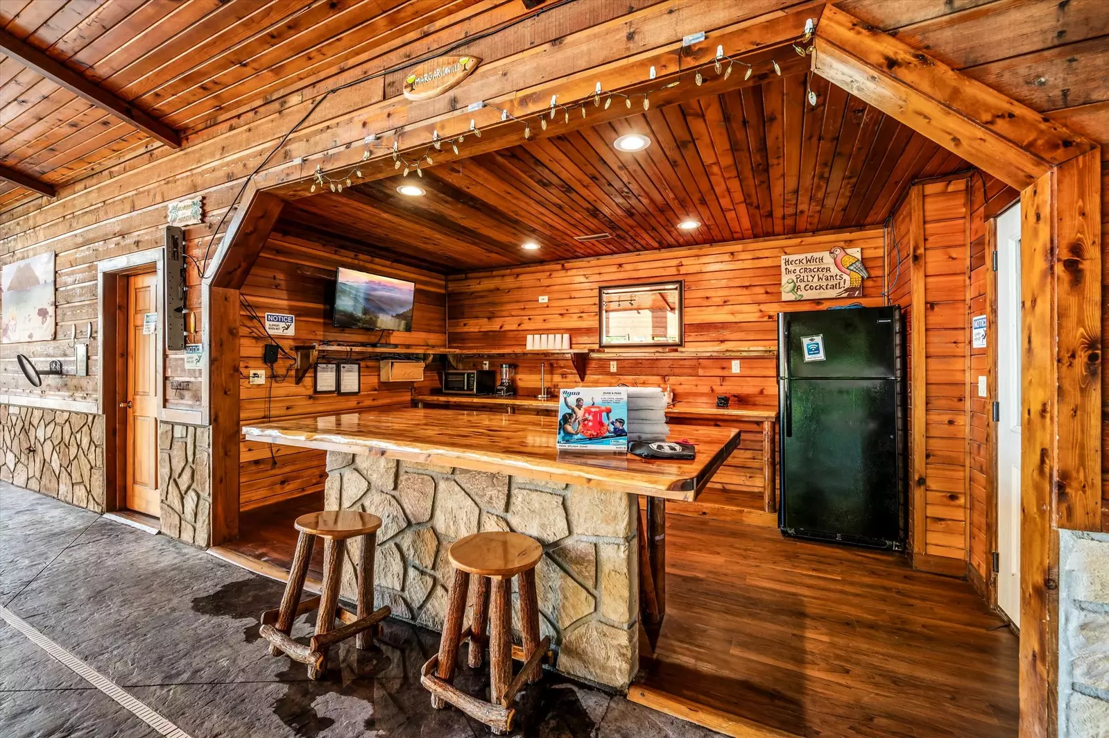 Property image, Interior, of Mountain View Mansion