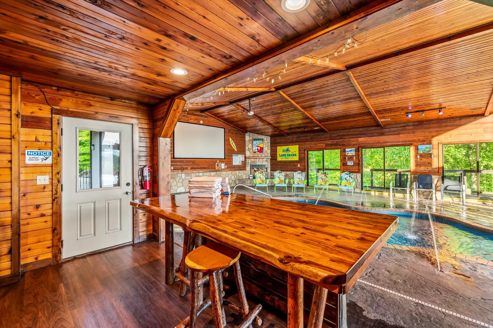 Property image, Interior, of Mountain View Mansion