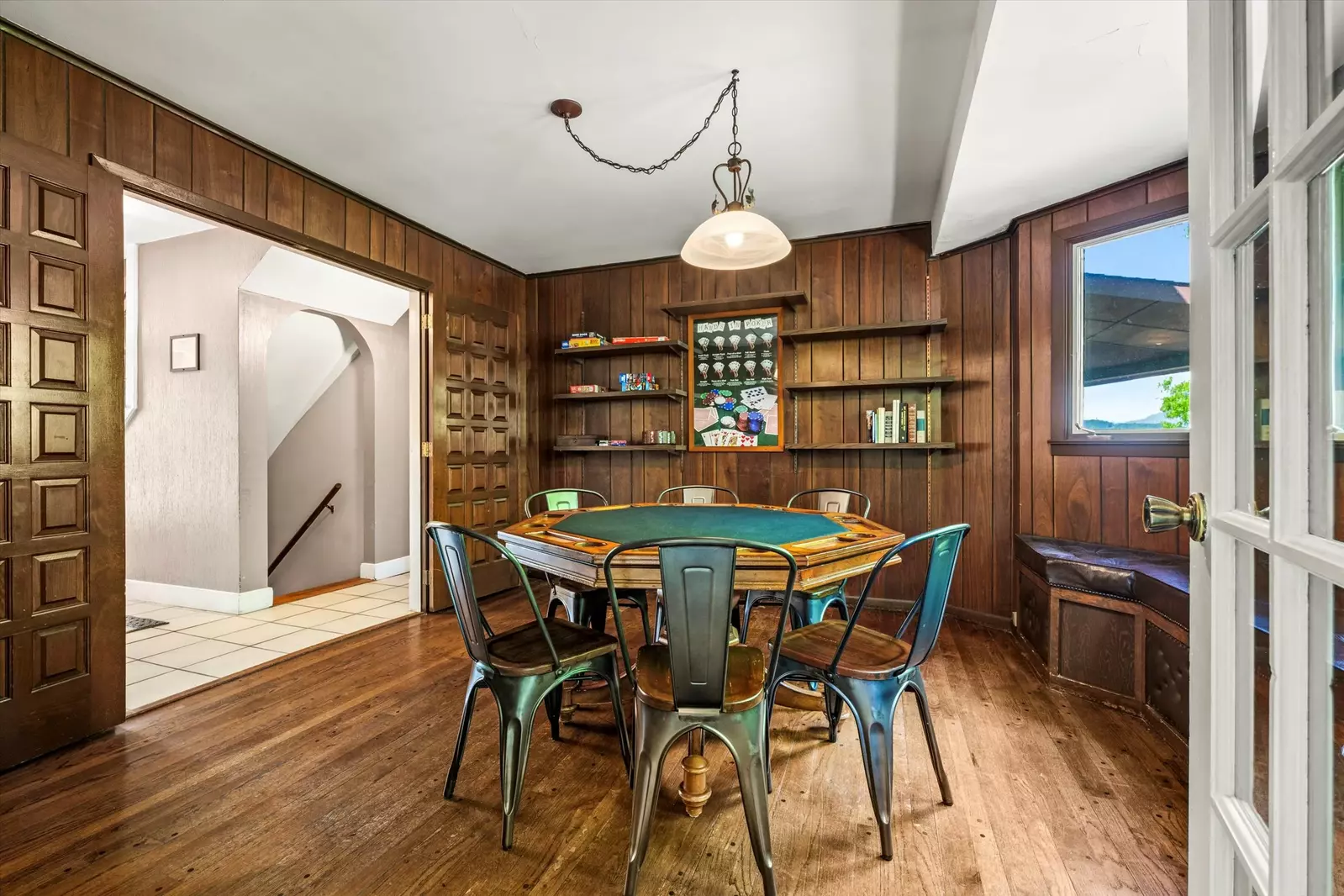 Property image, Interior, of Mountain View Mansion