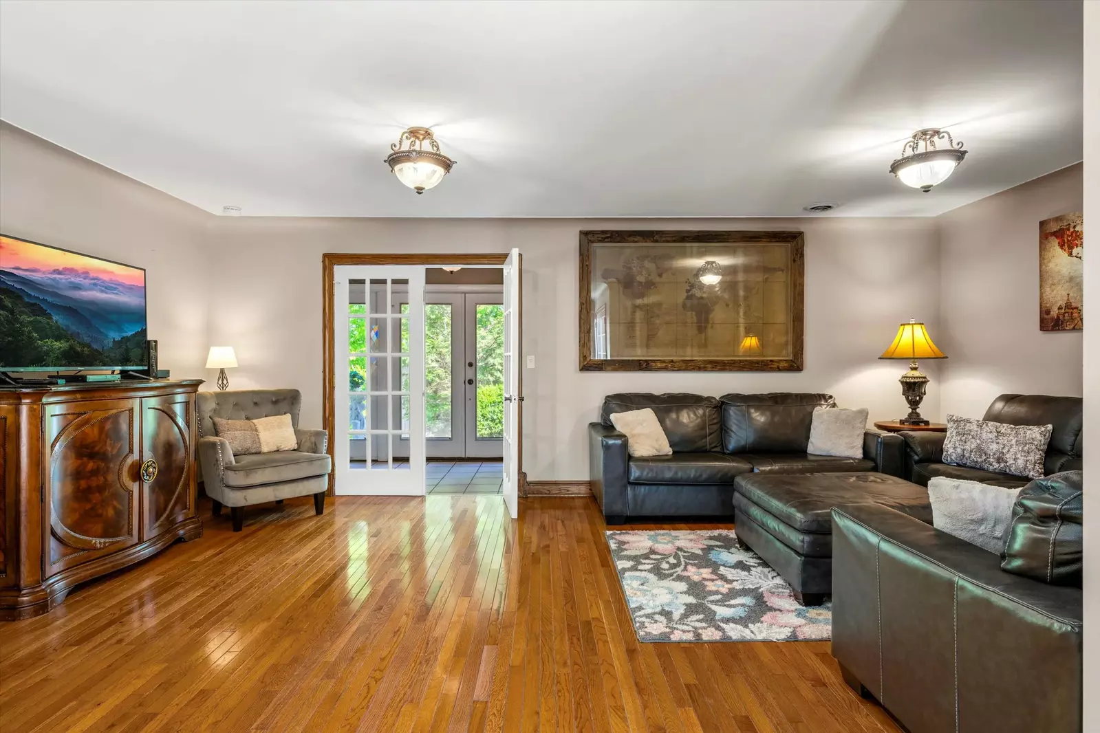 Property image, Interior, of Mountain View Mansion