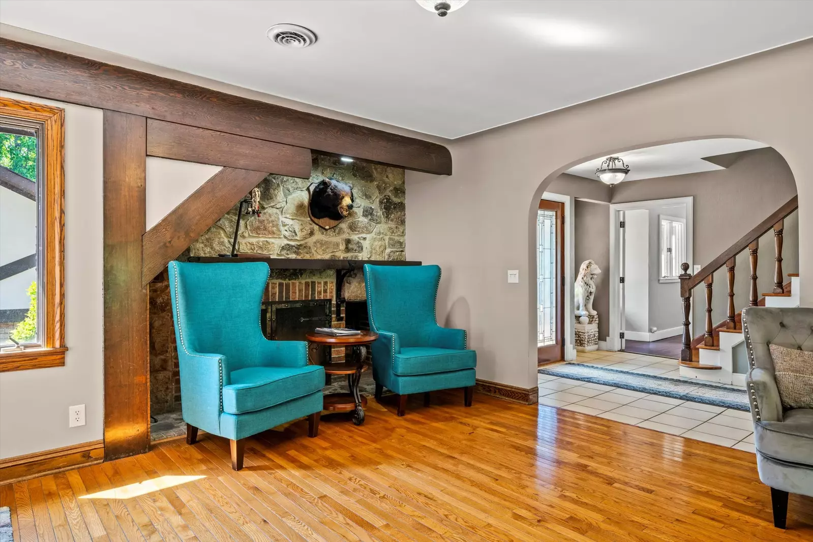 Property image, Interior, of Mountain View Mansion