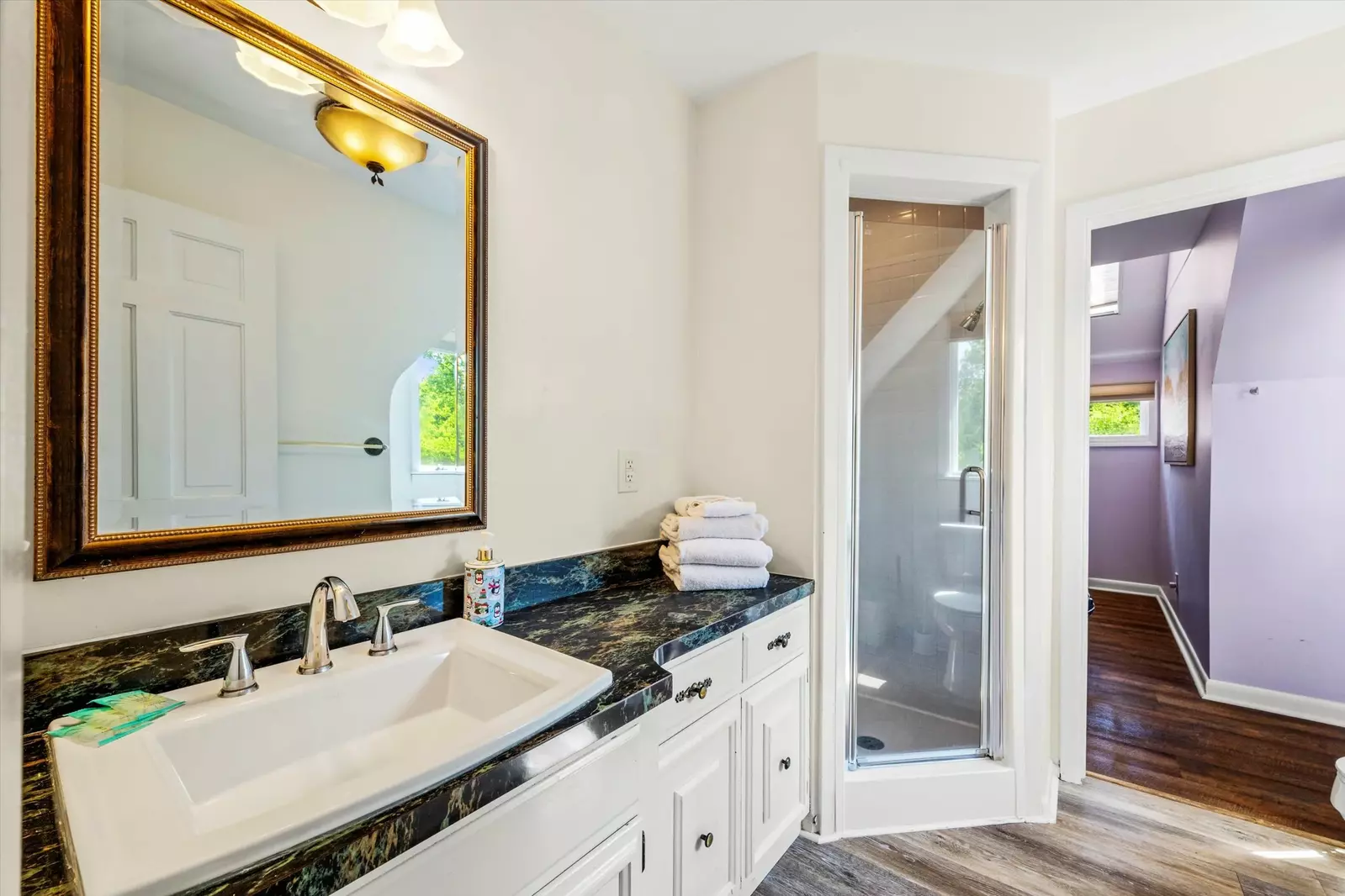 Property image, Interior, of Mountain View Mansion