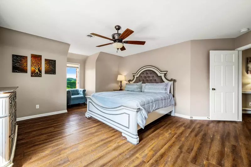 Property image, Interior, of Mountain View Mansion