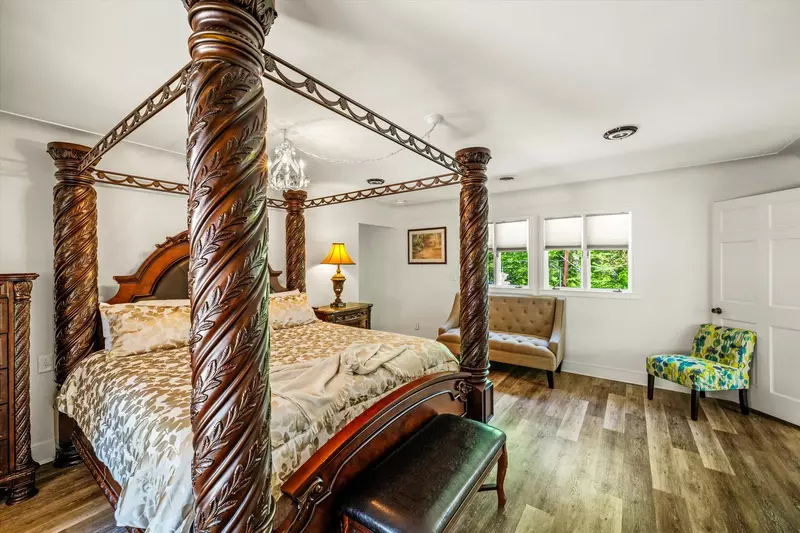 Property image, Interior, of Mountain View Mansion