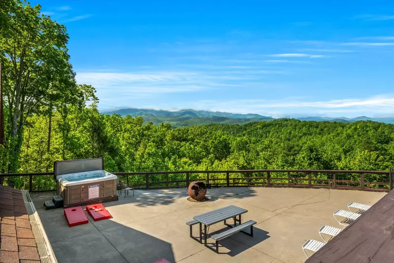 Property image, Interior, of Mountain View Mansion