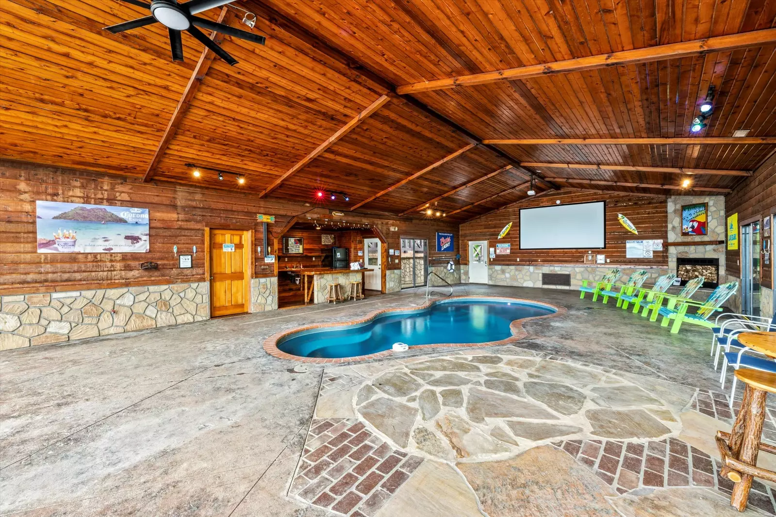 Property image, Interior, of Mountain View Mansion