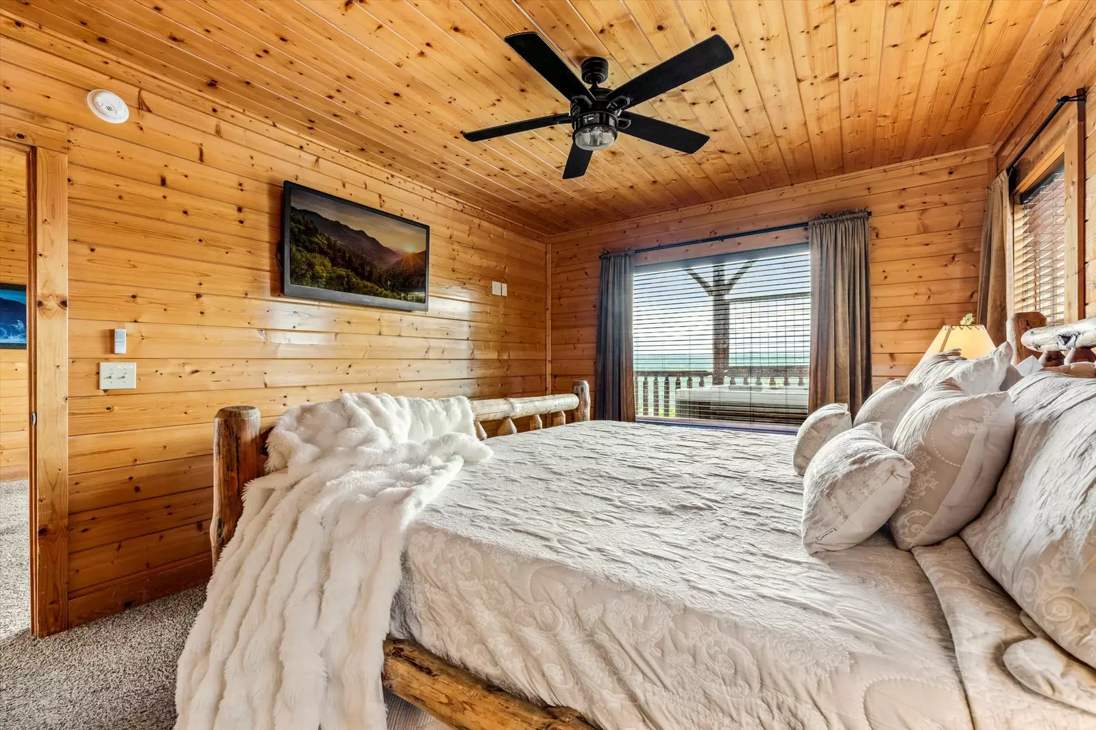 Property image, Interior, of Soaring High (#44)