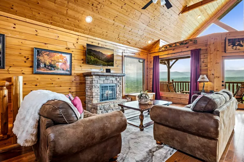 Property image, Interior, of Soaring High (#44)