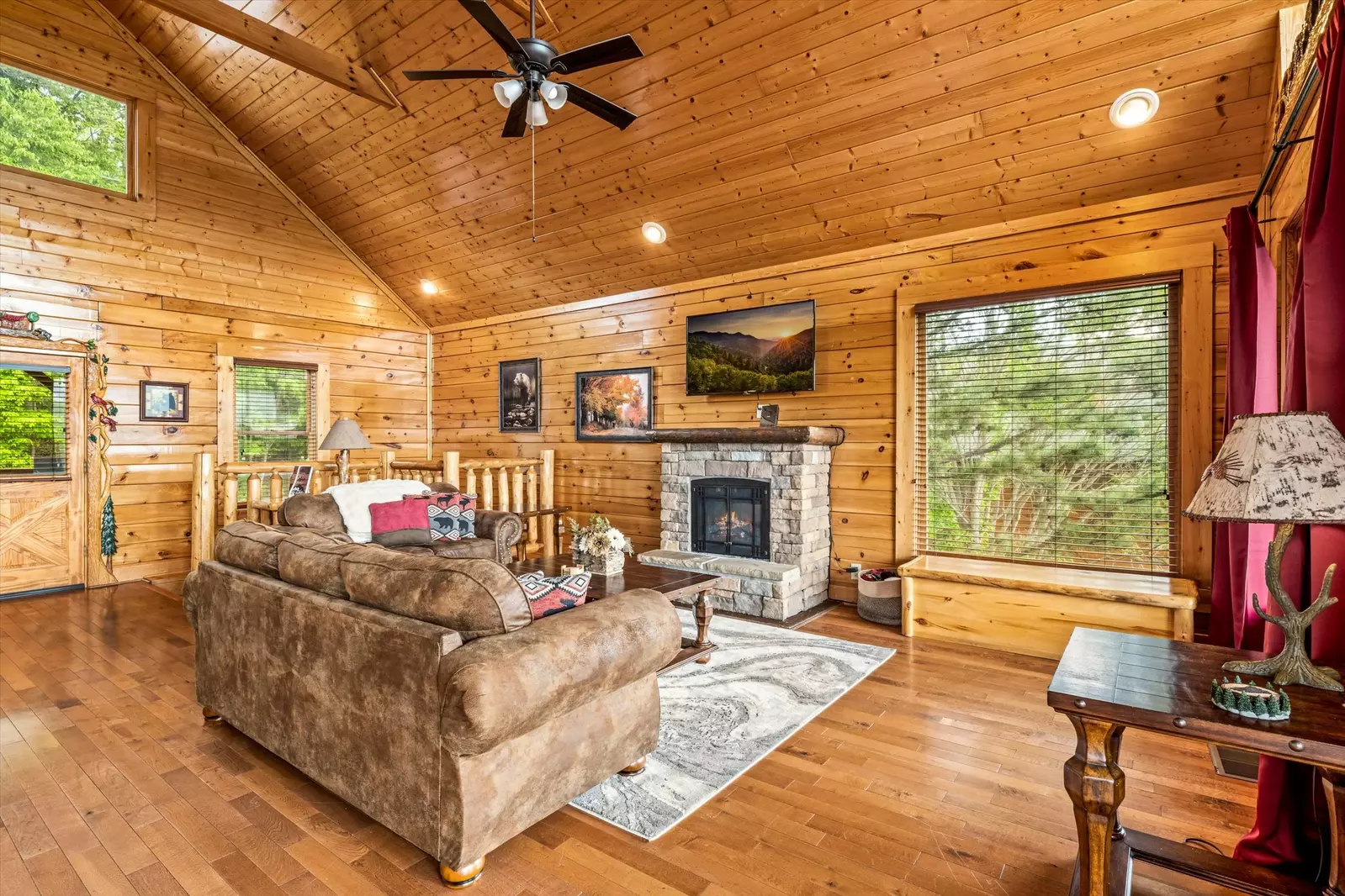 Property image, Interior, of Soaring High (#44)
