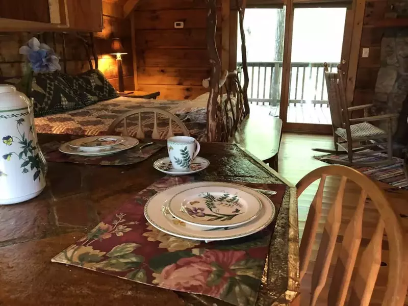 Gatlinburg Adventure Cabins - Silver Bell