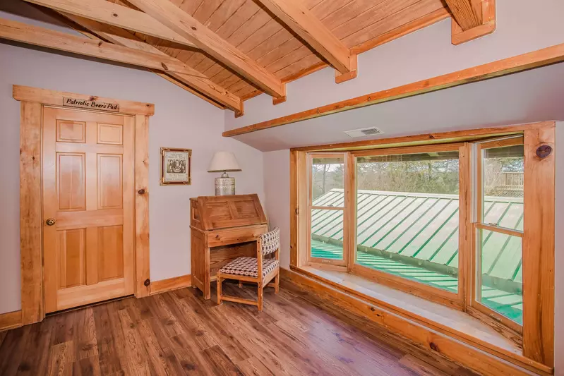 Smoky Bear Lodge
