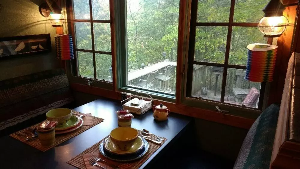 The Treehouse cabin