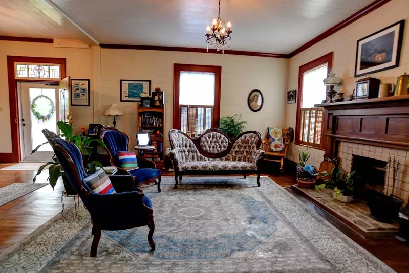 The Laconia Bedroom @ The Sidecar Inn Bed & Breakfast