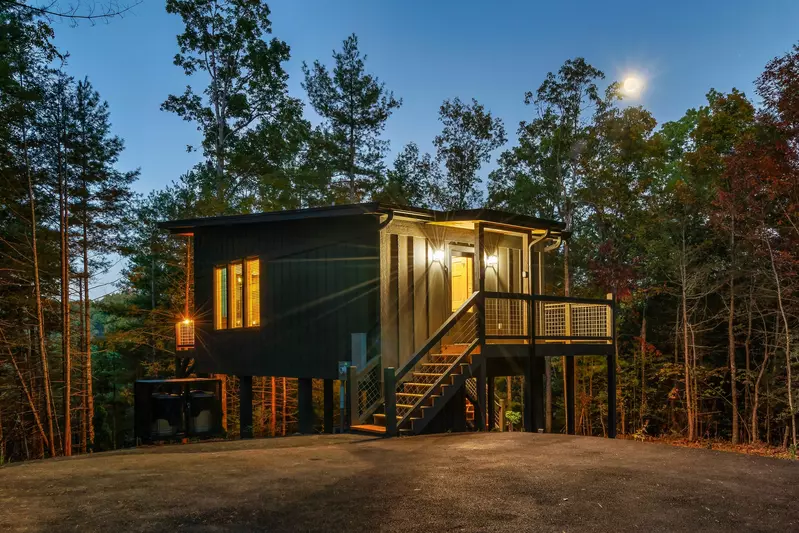 Elan's Treehouse
