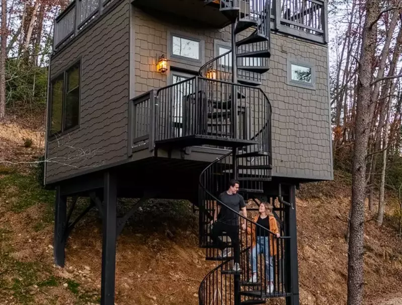 Spica Tree House
