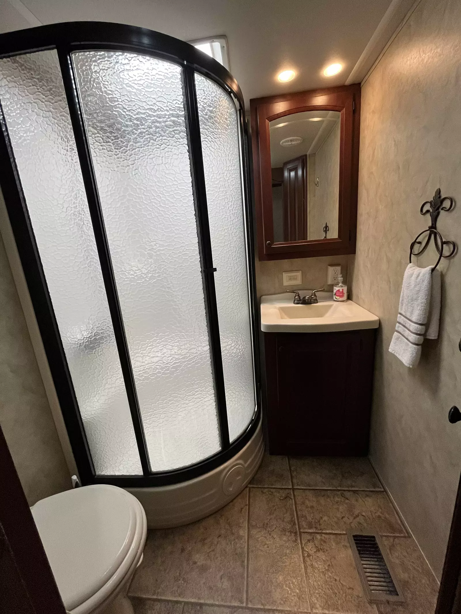 Spacious bathroom