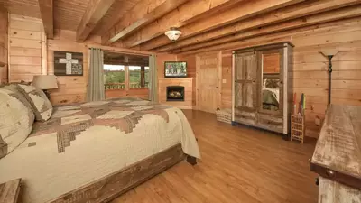 Sunset Ridge Cabin