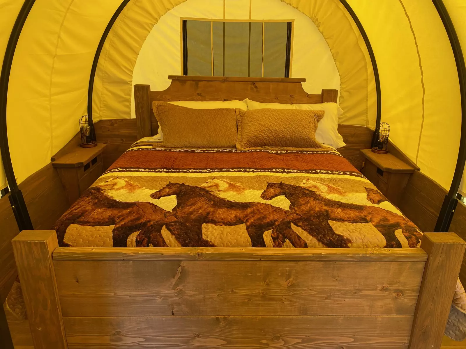 King Bed in a Wagon