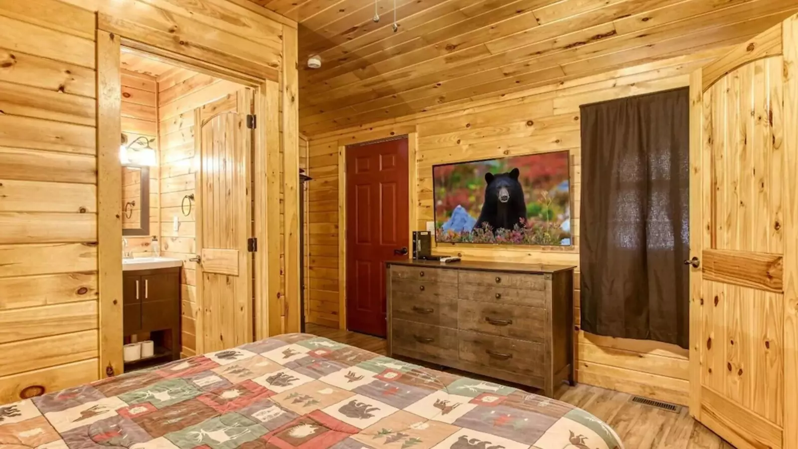Quaint Mountain Cabin - Hummingbird in a Green Meadow