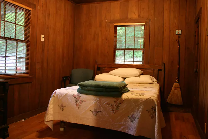 Flat Branch Cottage #3
