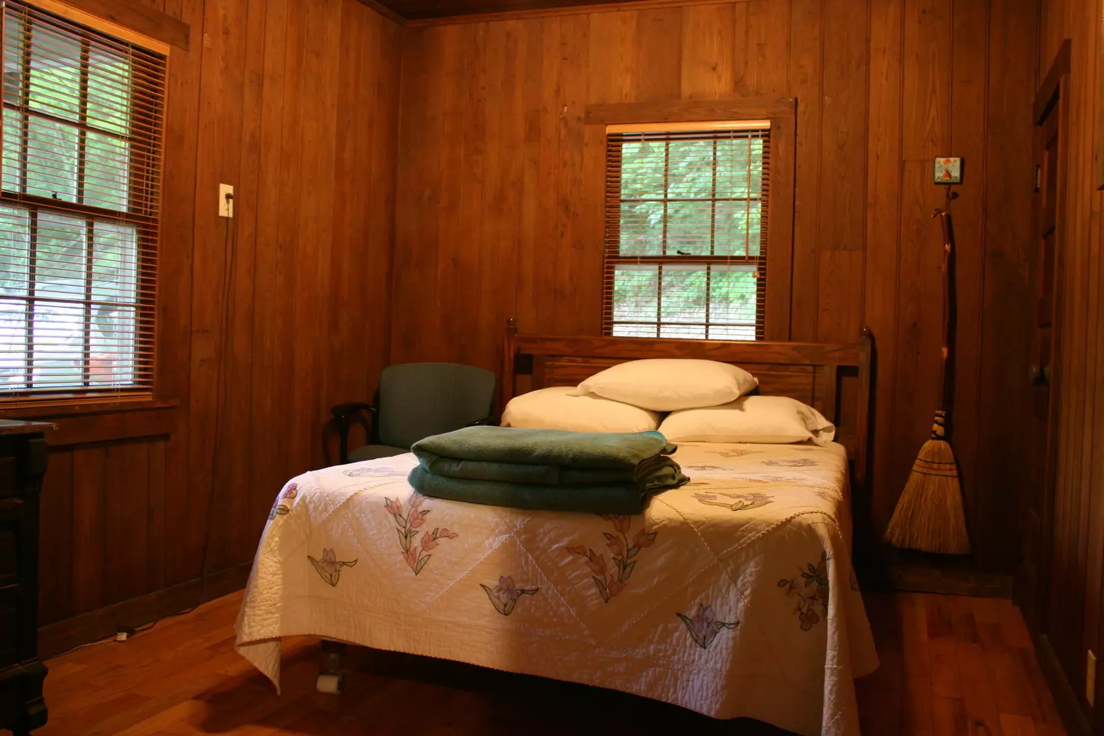 Flat Branch Cottage #3